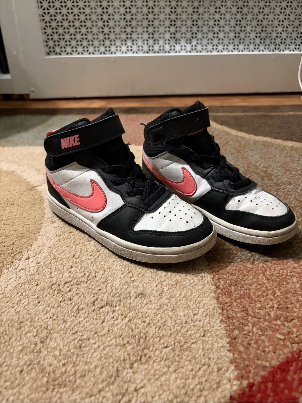 Nike Kids High-Top Sneakers in Black, White & Pink